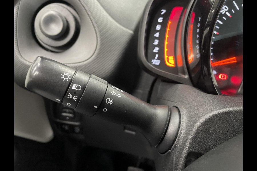 Citroën C1 1.0 VTi Shine Navigatie Camera Climate Control Lichtmetalen velgen Airco