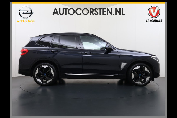 BMW iX3 High Executive 80kWh SOH 96% Panoramadak Sportstoelen Adap.Cruise Harman&Kardon® 360°Camera Head-Up Display Wireless Appel Carpl Elek.Stoelen Memory Stoelverwarming Elek.Achterklep Lmv 20" Privacy Glas DAB Adap.Led Keyless 1e Eigenaar Dealeronderhouden Origineel Nederlandse BMW