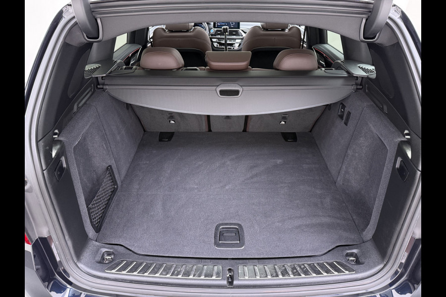 BMW iX3 High Executive 80kWh SOH 96% Panoramadak Sportstoelen Adap.Cruise Harman&Kardon® 360°Camera Head-Up Display Wireless Appel Carpl Elek.Stoelen Memory Stoelverwarming Elek.Achterklep Lmv 20" Privacy Glas DAB Adap.Led Keyless 1e Eigenaar Dealeronderhouden Origineel Nederlandse BMW