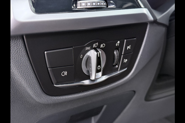 BMW iX3 High Executive 80kWh SOH 96% Panoramadak Sportstoelen Adap.Cruise Harman&Kardon® 360°Camera Head-Up Display Wireless Appel Carpl Elek.Stoelen Memory Stoelverwarming Elek.Achterklep Lmv 20" Privacy Glas DAB Adap.Led Keyless 1e Eigenaar Dealeronderhouden Origineel Nederlandse BMW
