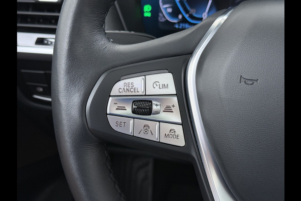 BMW iX3 High Executive 80kWh SOH 96% Panoramadak Sportstoelen Adap.Cruise Harman&Kardon® 360°Camera Head-Up Display Wireless Appel Carpl Elek.Stoelen Memory Stoelverwarming Elek.Achterklep Lmv 20" Privacy Glas DAB Adap.Led Keyless 1e Eigenaar Dealeronderhouden Origineel Nederlandse BMW