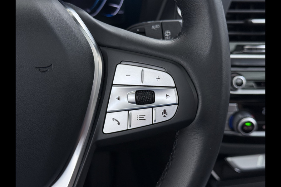 BMW iX3 High Executive 80kWh SOH 96% Panoramadak Sportstoelen Adap.Cruise Harman&Kardon® 360°Camera Head-Up Display Wireless Appel Carpl Elek.Stoelen Memory Stoelverwarming Elek.Achterklep Lmv 20" Privacy Glas DAB Adap.Led Keyless 1e Eigenaar Dealeronderhouden Origineel Nederlandse BMW