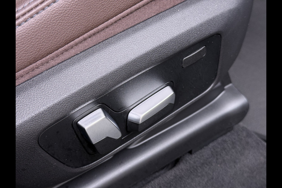 BMW iX3 High Executive 80kWh SOH 96% Panoramadak Sportstoelen Adap.Cruise Harman&Kardon® 360°Camera Head-Up Display Wireless Appel Carpl Elek.Stoelen Memory Stoelverwarming Elek.Achterklep Lmv 20" Privacy Glas DAB Adap.Led Keyless 1e Eigenaar Dealeronderhouden Origineel Nederlandse BMW
