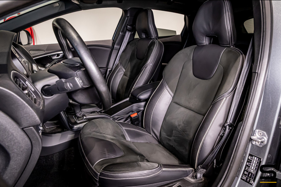 Volvo V40 1.5 T3 Polar+ Sport|R-Design|Cam|Pano|H&K|NAP|2e e