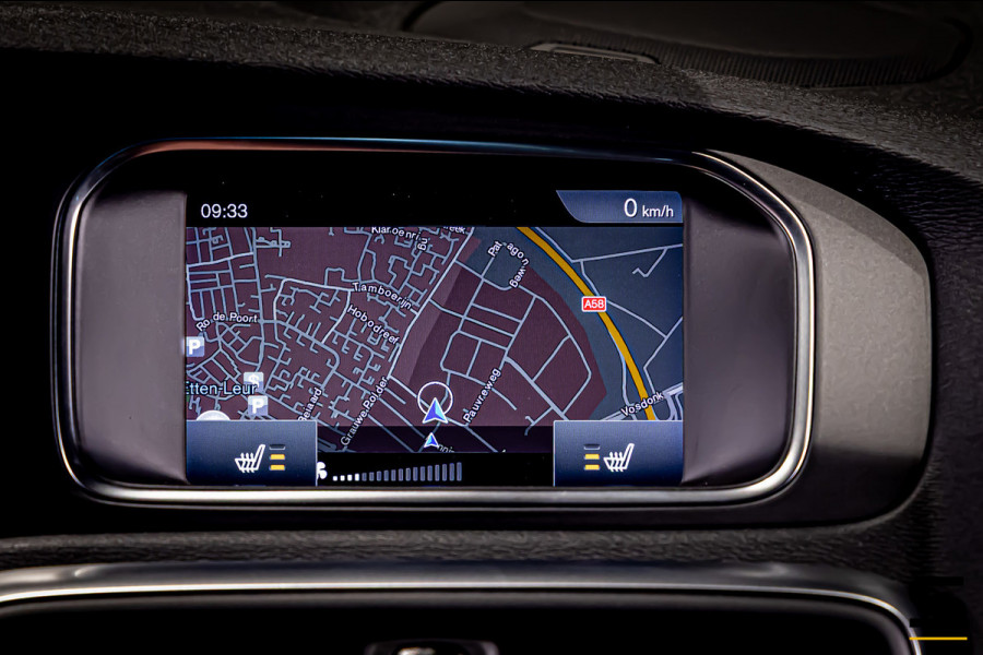 Volvo V40 1.5 T3 Polar+ Sport|R-Design|Cam|Pano|H&K|NAP|2e e