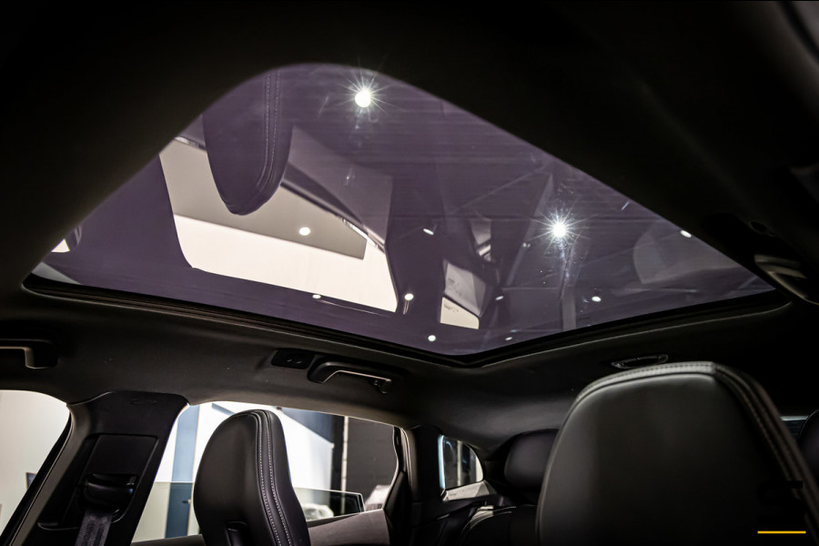 Volvo V40 1.5 T3 Polar+ Sport|R-Design|Cam|Pano|H&K|NAP|2e e