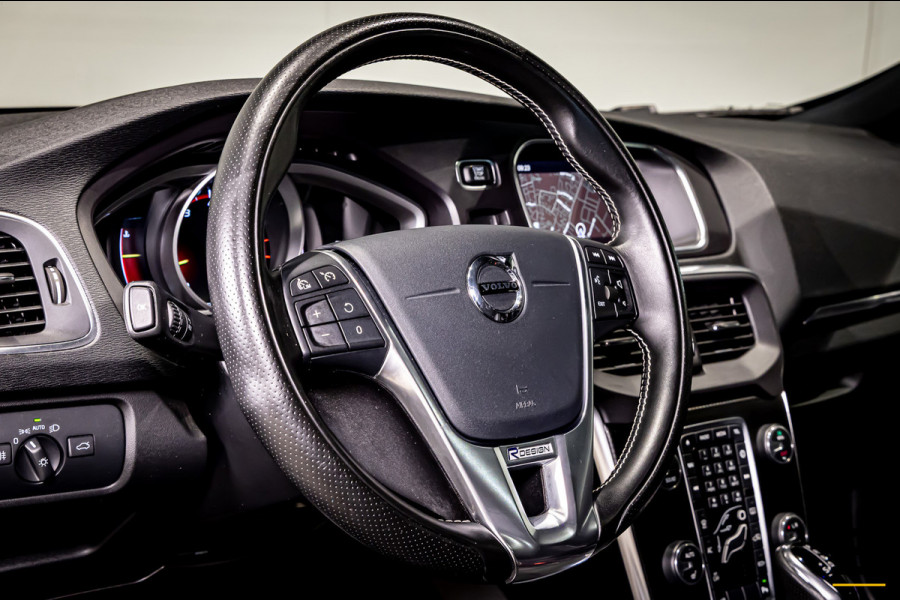 Volvo V40 1.5 T3 Polar+ Sport|R-Design|Cam|Pano|H&K|NAP|2e e