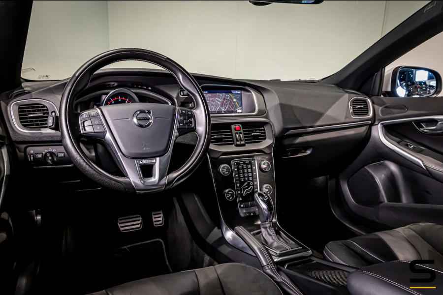 Volvo V40 1.5 T3 Polar+ Sport|R-Design|Cam|Pano|H&K|NAP|2e e