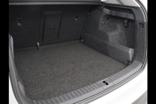 Škoda Enyaq iV 60 | SOH 92,4% | Panoramadak | Stoel/stuur verwarming | Half leder | Adaptive cruise | Carplay | Virtueel dashboard | Sfeerverlichting | Climate control | Camera | Park assist |