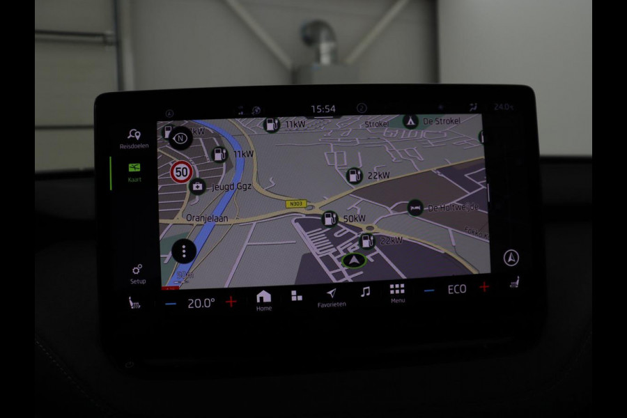 Škoda Enyaq iV 60 | SOH 92,4% | Panoramadak | Stoel/stuur verwarming | Half leder | Adaptive cruise | Carplay | Virtueel dashboard | Sfeerverlichting | Climate control | Camera | Park assist |