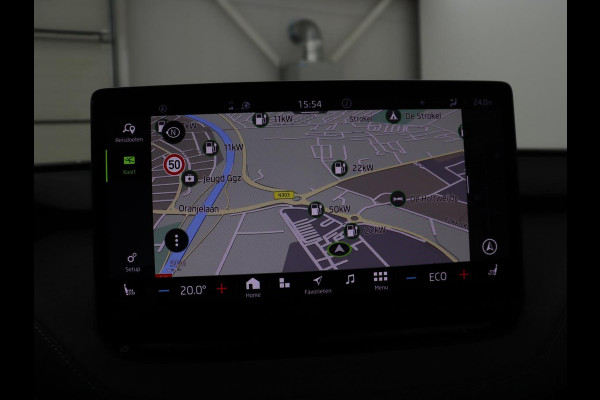 Škoda Enyaq iV 60 | SOH 92,4% | Panoramadak | Stoel/stuur verwarming | Half leder | Adaptive cruise | Carplay | Virtueel dashboard | Sfeerverlichting | Climate control | Camera | Park assist |