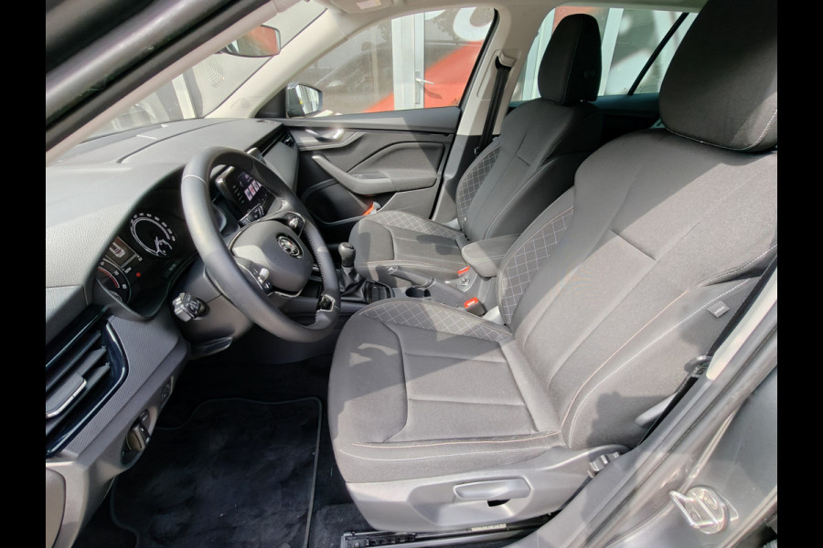 Škoda Kamiq 1.0 TSI Ambition / Trekhaak / Carplay / Cruise Control / DAB / 16'' /