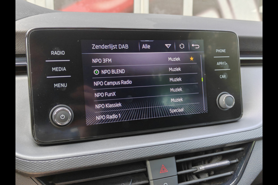Škoda Kamiq 1.0 TSI Ambition / Trekhaak / Carplay / Cruise Control / DAB / 16'' /