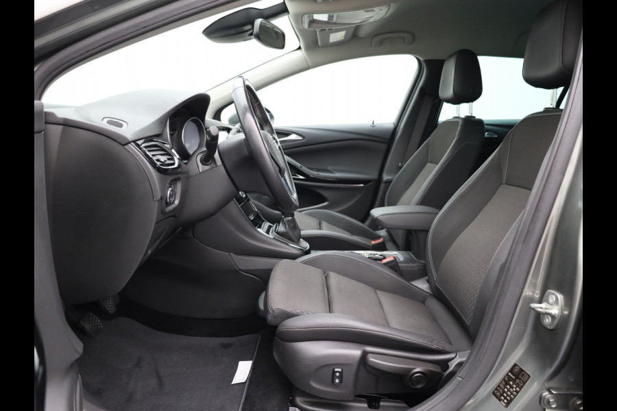 Opel Astra Sports Tourer 1.4 Turbo Innovation | Trekhaak | Elk. A-klep | Keyless | AGR stoelen | Camera | Prijs Rijklaar!!