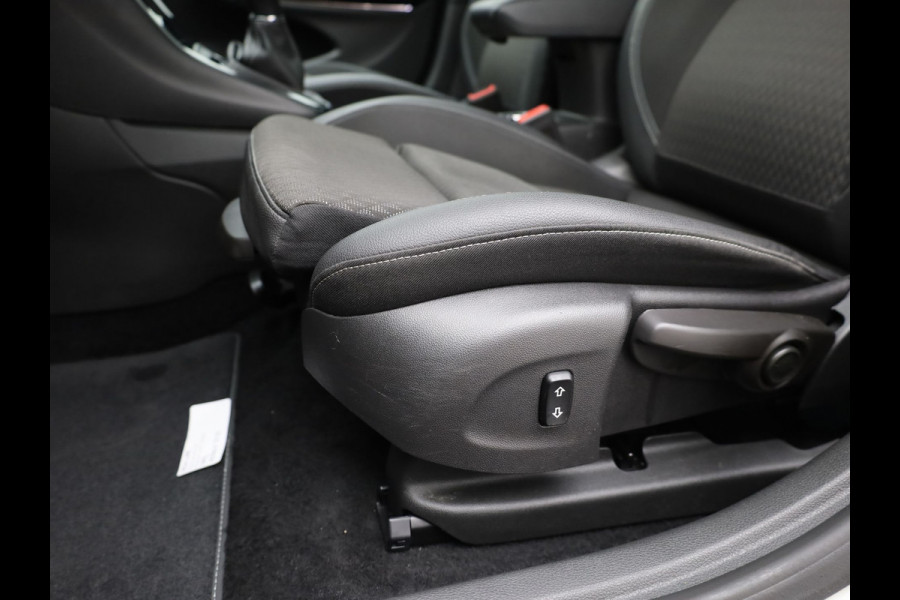 Opel Astra Sports Tourer 1.4 Turbo Innovation | Trekhaak | Elk. A-klep | Keyless | AGR stoelen | Camera | Prijs Rijklaar!!