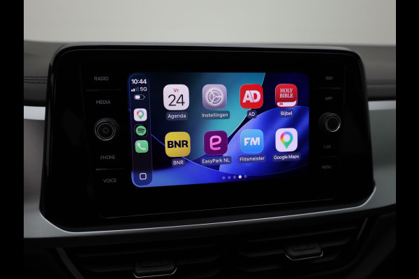 Volkswagen T-Roc 1.0 TSI Life Business | Stoelverwarming | Allseason banden | Prijs Rijklaar!!