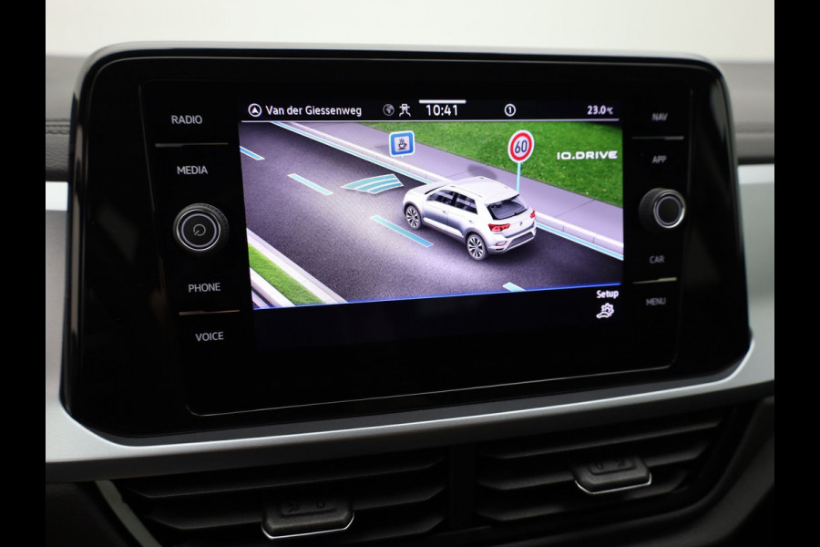 Volkswagen T-Roc 1.0 TSI Life Business | Stoelverwarming | Allseason banden | Prijs Rijklaar!!