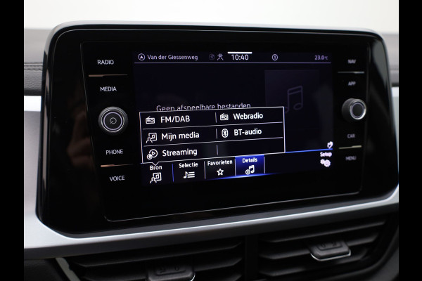 Volkswagen T-Roc 1.0 TSI Life Business | Stoelverwarming | Allseason banden | Prijs Rijklaar!!
