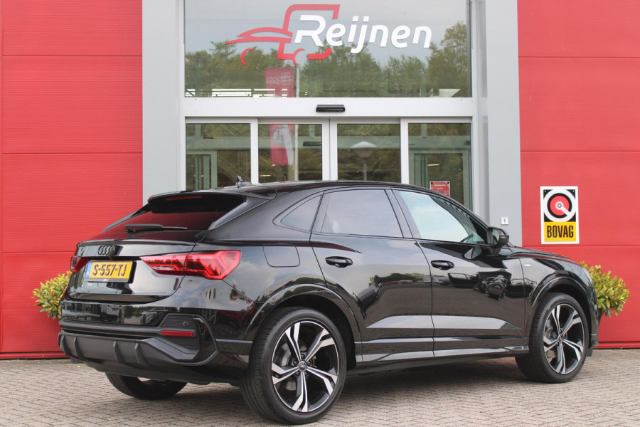 Audi Q3 Sportback 35 TFSI 150PK AUTOMAAT S EDITION | DRAADLOZE APPLE CARPLAY/ANDROID AUTO | ACHTERUITRIJ CAMERA | DODEHOEK DETECTIE | PARKEERSENSOREN VOOR + ACHTER | VIRTUAL COCKPIT | STOEL VERWARMING | ELEKTRISCH BEDIENBARE ACHTERKLEP | S-LINE INTERIEUR/EXTERIEUR | DAB+ RADIO | NAVIGATIE | VOLLEDIG LEDEREN BEKLEDING | DRAADLOZE TELEFOONLADER | KEYLESS ENTRY/START | CRUISE CONTROL | LED MATRIX KOPLAMPEN |