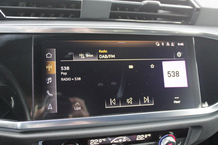 Audi Q3 Sportback 35 TFSI 150PK AUTOMAAT S EDITION | DRAADLOZE APPLE CARPLAY/ANDROID AUTO | ACHTERUITRIJ CAMERA | DODEHOEK DETECTIE | PARKEERSENSOREN VOOR + ACHTER | VIRTUAL COCKPIT | STOEL VERWARMING | ELEKTRISCH BEDIENBARE ACHTERKLEP | S-LINE INTERIEUR/EXTERIEUR | DAB+ RADIO | NAVIGATIE | VOLLEDIG LEDEREN BEKLEDING | DRAADLOZE TELEFOONLADER | KEYLESS ENTRY/START | CRUISE CONTROL | LED MATRIX KOPLAMPEN |