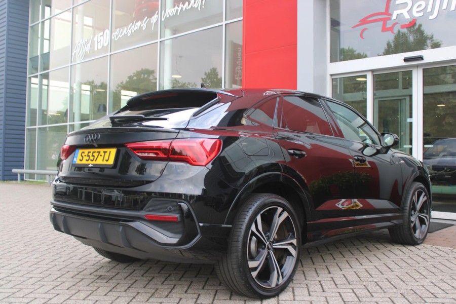 Audi Q3 Sportback 35 TFSI 150PK AUTOMAAT S EDITION | DRAADLOZE APPLE CARPLAY/ANDROID AUTO | ACHTERUITRIJ CAMERA | DODEHOEK DETECTIE | PARKEERSENSOREN VOOR + ACHTER | VIRTUAL COCKPIT | STOEL VERWARMING | ELEKTRISCH BEDIENBARE ACHTERKLEP | S-LINE INTERIEUR/EXTERIEUR | DAB+ RADIO | NAVIGATIE | VOLLEDIG LEDEREN BEKLEDING | DRAADLOZE TELEFOONLADER | KEYLESS ENTRY/START | CRUISE CONTROL | LED MATRIX KOPLAMPEN |