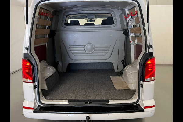 Volkswagen Transporter 2.0 TDI Dub. Cabine / 5-pers / NL-auto / CarPlay