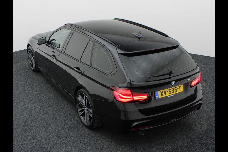BMW 3 Serie Touring 318i M Sport Edition | Head Up | Elk. A-klep | 19'' | Leder | Stoelverw. | Prijs Rijklaar!!