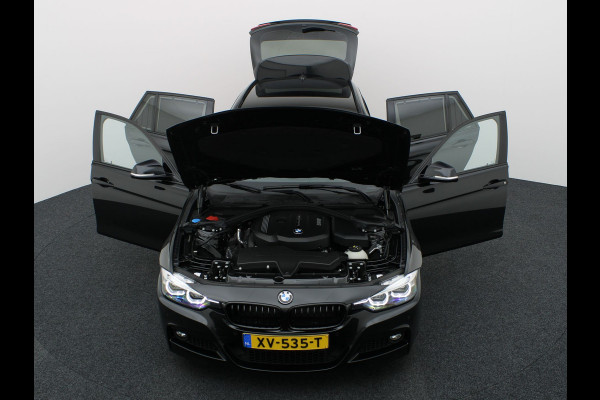 BMW 3 Serie Touring 318i M Sport Edition | Head Up | Elk. A-klep | 19'' | Leder | Stoelverw. | Prijs Rijklaar!!