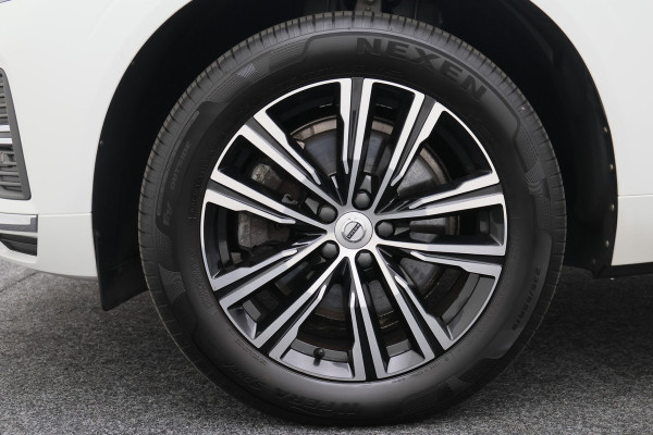 Volvo XC60 2.0 T6 Plug-in hybrid AWD Inscription Leer, Panoramadak, Memory, Camera, Apple Carplay, Keyless