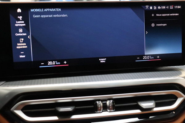 BMW 3 Serie Touring 330e High Executive M Sport Pakket Automaat / SoH 98% / Facelift / Widescreen / Panoramadak / Hifi / Adaptieve LED-koplamp / Driving Assistant / Live Cockpit Professional / DAB / 18 Inch / Leder / Extra Getint Glas / Stoelverwarming / Achteruitrijcamera / Shadow Line / Grootlichtassistent / Active Protection