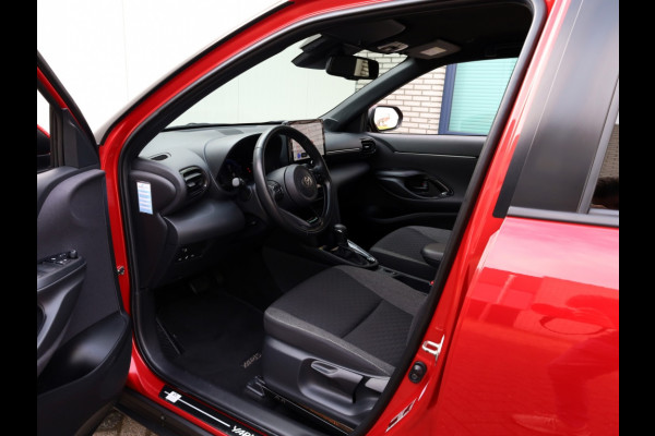 Toyota Yaris Cross 1.5 Hybrid 130 Dynamic | Stoel/Stuurwielverwarming | Dodehoek | PDC