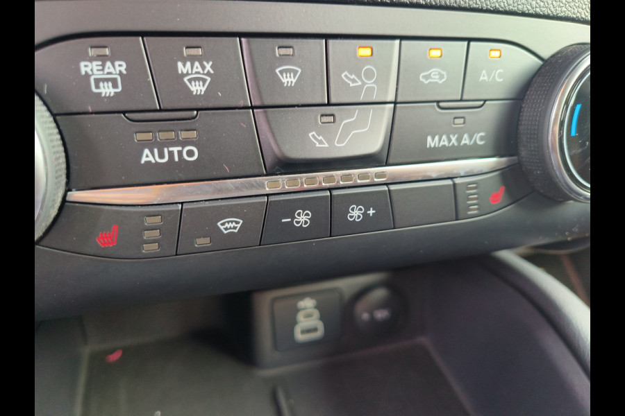 Ford Kuga 2.5 PHEV ST-Line uit 2023 Rijklaar + 12 maanden Bovag-garantie Henk Jongen Auto's in Helmond,  al 50 jaar service zoals 't hoort!