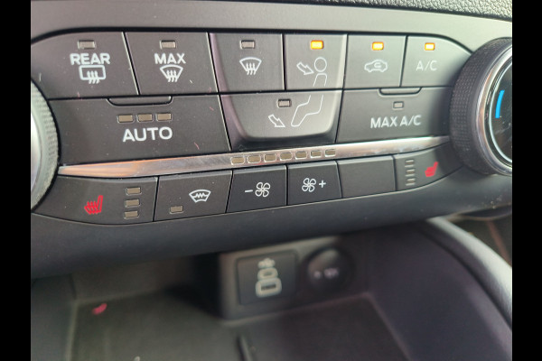Ford Kuga 2.5 PHEV ST-Line uit 2023 Rijklaar + 12 maanden Bovag-garantie Henk Jongen Auto's in Helmond,  al 50 jaar service zoals 't hoort!