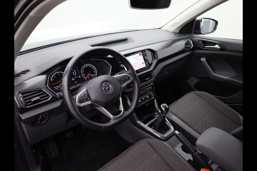 Volkswagen T-Cross 1.0 TSI 116Pk Style | Trekhaak | Led Koplampen | Camera | Dodehoek sensoren | Prijs Rijklaar!!