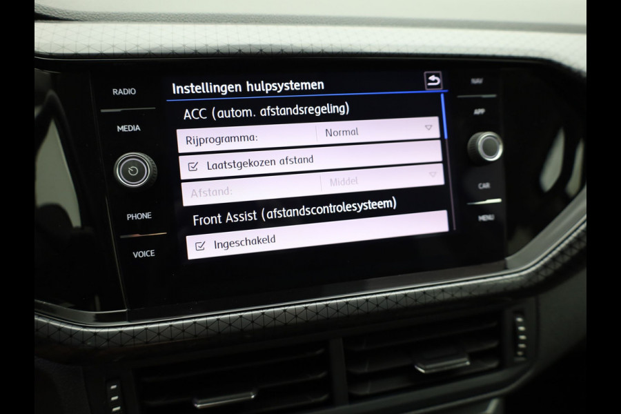 Volkswagen T-Cross 1.0 TSI 116Pk Style | Trekhaak | Led Koplampen | Camera | Dodehoek sensoren | Prijs Rijklaar!!
