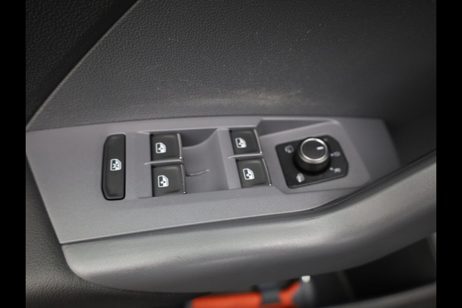 Volkswagen T-Cross 1.0 TSI 116Pk Style | Trekhaak | Led Koplampen | Camera | Dodehoek sensoren | Prijs Rijklaar!!