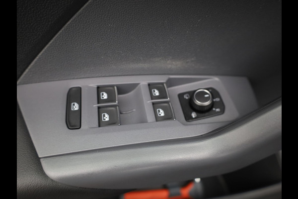 Volkswagen T-Cross 1.0 TSI 116Pk Style | Trekhaak | Led Koplampen | Camera | Dodehoek sensoren | Prijs Rijklaar!!