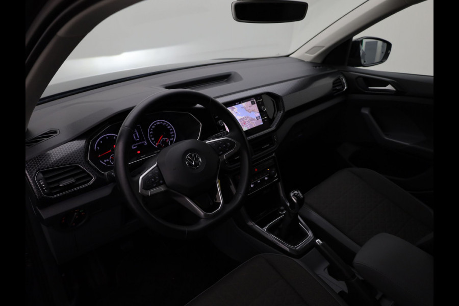 Volkswagen T-Cross 1.0 TSI 116Pk Style | Trekhaak | Led Koplampen | Camera | Dodehoek sensoren | Prijs Rijklaar!!