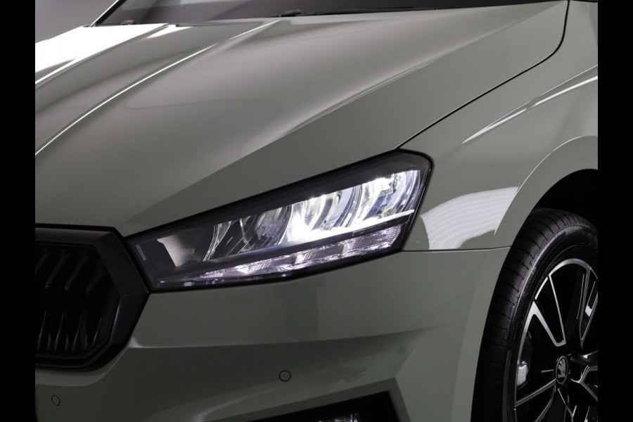 Škoda Fabia 1.0 TSI Monte Carlo | Timiano Green Black Magic | Travel Assist Pakket | Verwarmbare Voorstoelen | Hill Start Assist