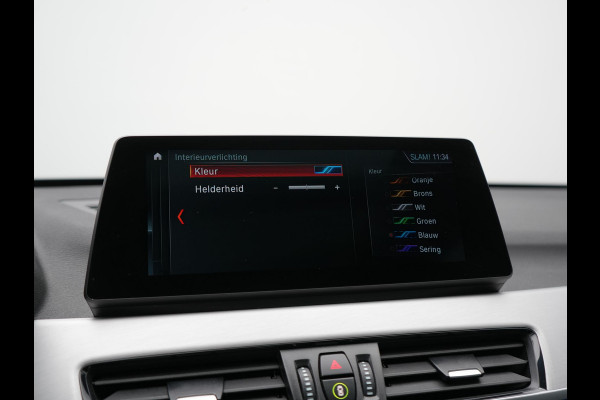 BMW X1 xDrive25e Advantage PHEV 221pk Dealer O.H. | Trekhaak Afn. | Panodak | Head Up | Camera | Harman / Kardon | Lederen Comfortzetels Verwarmd | Navigatie | DAB | Plug In Hybrid |