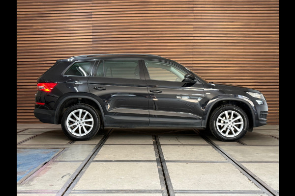 Škoda Kodiaq 1.5 TSI Ambition 7p. | 7-persoons | Carplay & Android Auto | Trekhaak | Camera | Stoelverwarming | KESSY | 18 Inch