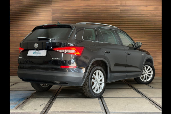 Škoda Kodiaq 1.5 TSI Ambition 7p. | 7-persoons | Carplay & Android Auto | Trekhaak | Camera | Stoelverwarming | KESSY | 18 Inch