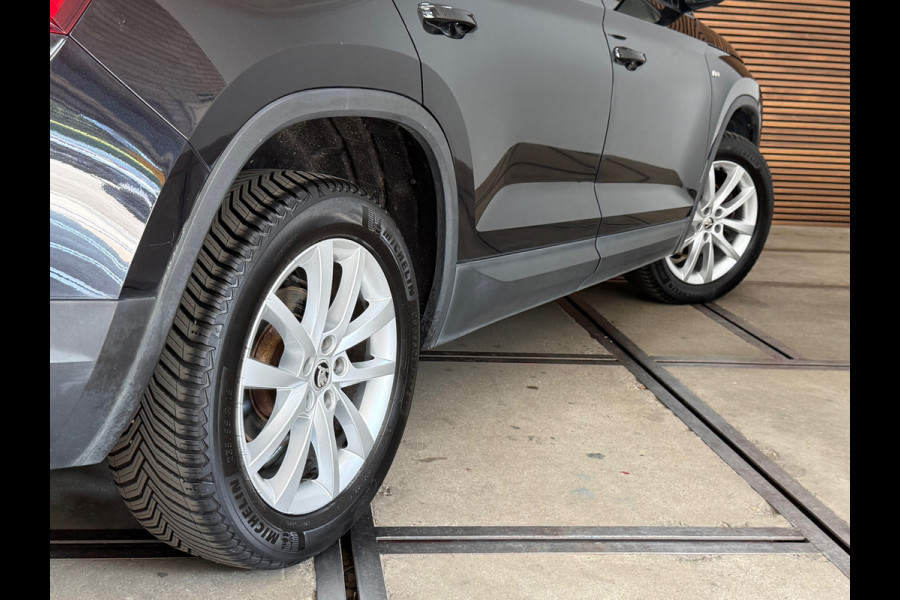 Škoda Kodiaq 1.5 TSI Ambition 7p. | 7-persoons | Carplay & Android Auto | Trekhaak | Camera | Stoelverwarming | KESSY | 18 Inch