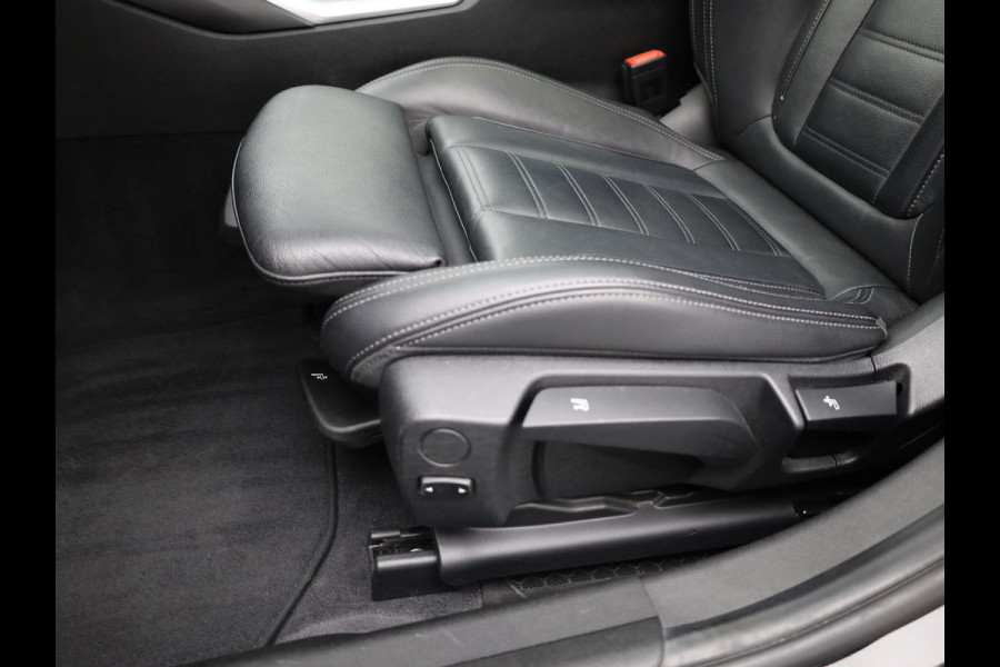 BMW 3 Serie Touring 320i High Executive Edition | 20'' | Pano | Head Up | Elk. A-klep | Camera | Prijs Rijklaar!!