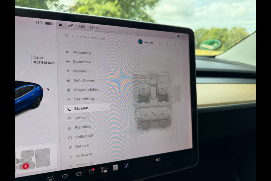 Tesla Model 3 Long Range AWD 75 kWh | Trekhaak + BTW + Autopilot Nu € 23.975,-!!!