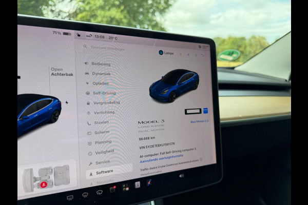 Tesla Model 3 Long Range AWD 75 kWh | Trekhaak + BTW + Autopilot Nu € 23.975,-!!!