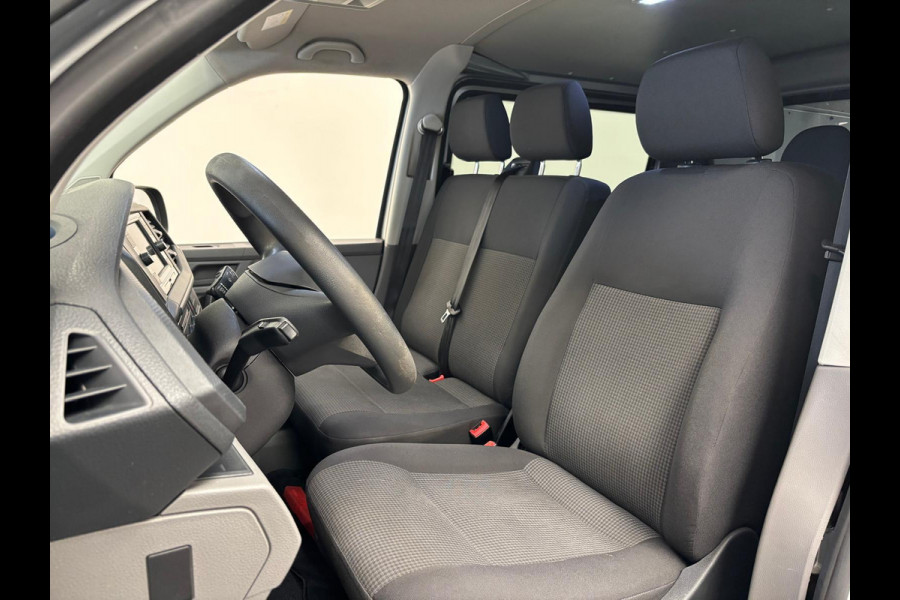Volkswagen Transporter 2.0 TDI L2H1 30 Dubbele Cabine Airco Cruise Control Parkeersensoren