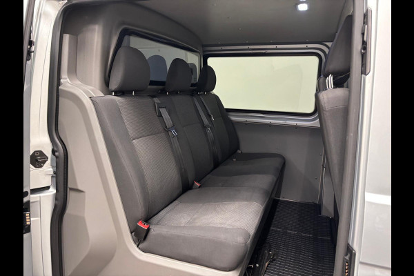 Volkswagen Transporter 2.0 TDI L2H1 30 Dubbele Cabine Airco Cruise Control Parkeersensoren