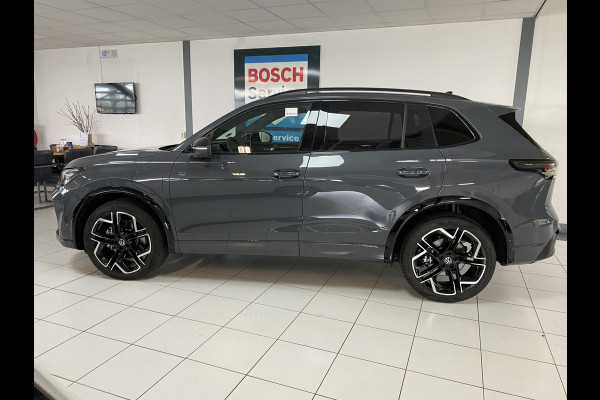 Volkswagen Tiguan 1.5 eHybrid R-Line Edition 272 PK Black-Style Panoramadak / Headup / Dynamic Light / harman-kardon / Trekhaak/ Leer / Massage stoelen