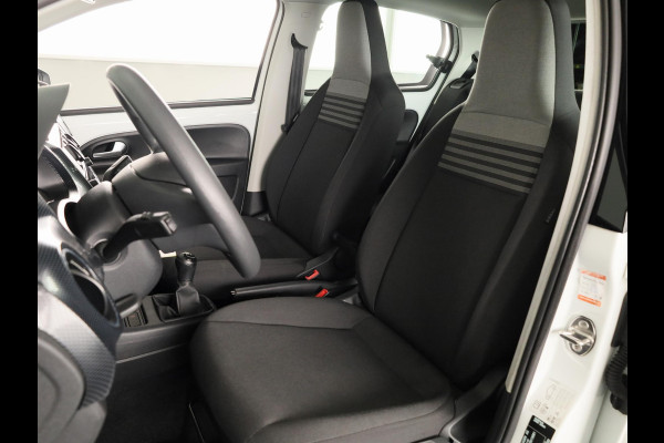 Volkswagen up! 1.0 Move Up! 65 pk | Navigatie via App | Parkeersensoren achter | Achteruitrijcamera | Cruise control | Stoelverwarming |